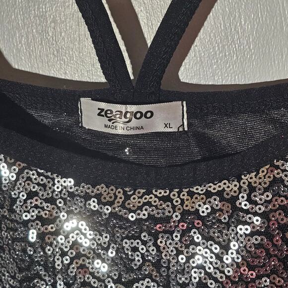 Silver Sequin Multistrap Long Tank Sz XL Sparkle New Years Holiday Stretch - Picture 7 of 10